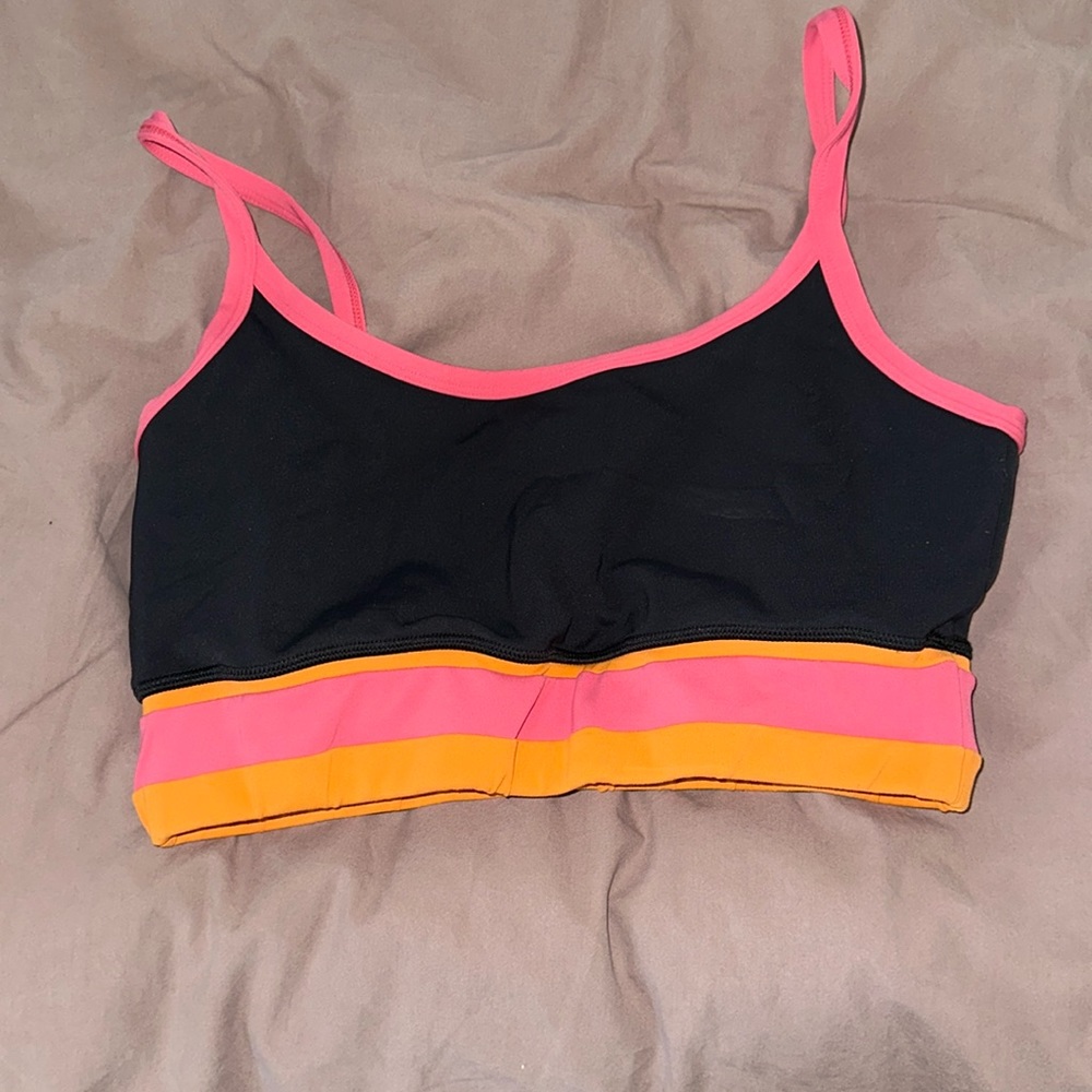 Women’s sports bra